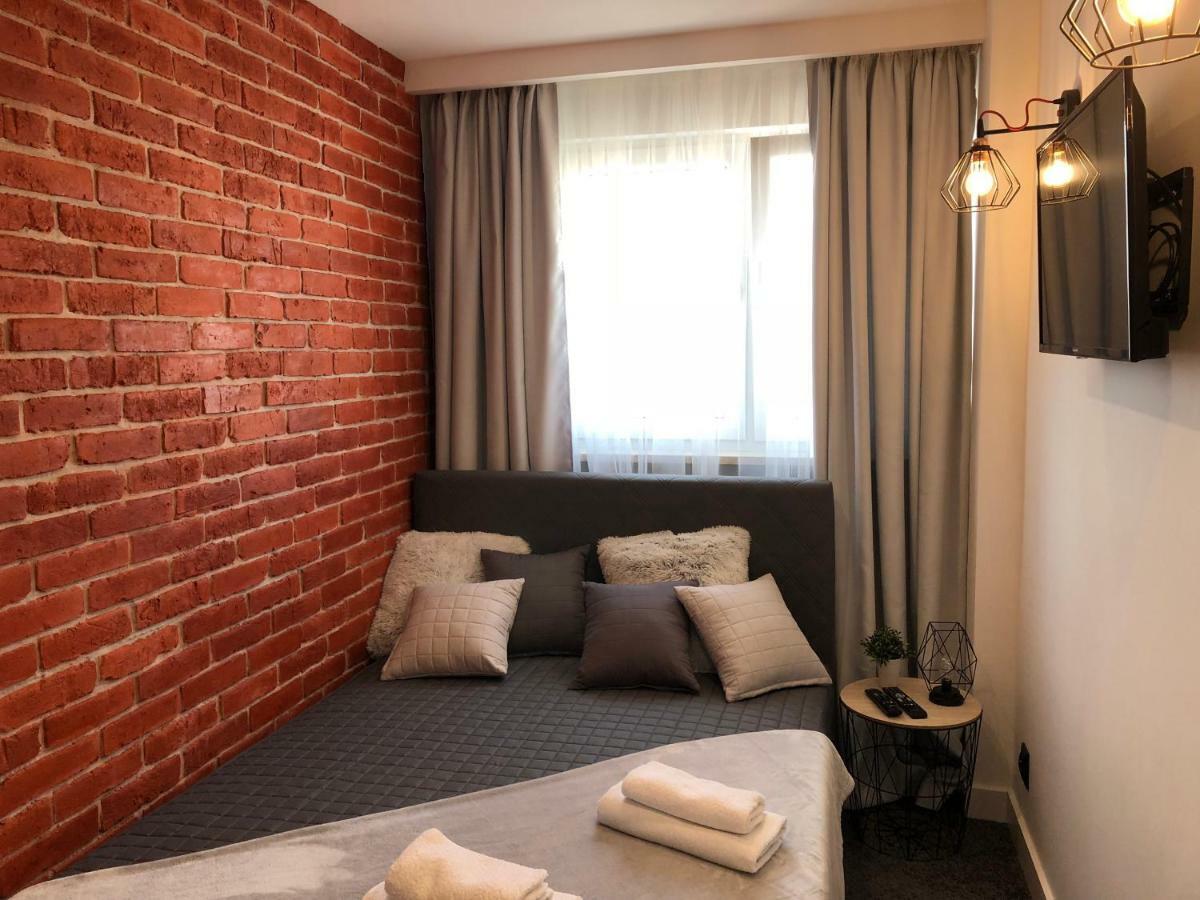 Family Sauna Apartments: Downtown Rynek Centrum Kielce Exterior photo