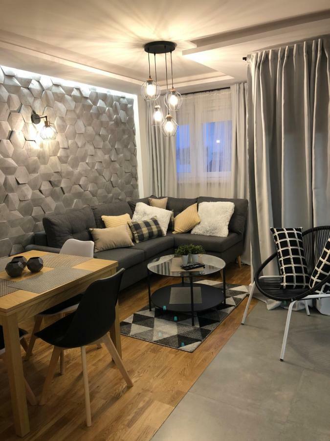 Family Sauna Apartments: Downtown Rynek Centrum Kielce Exterior photo